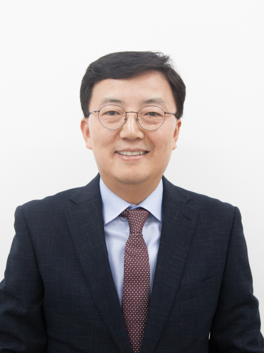 류왕선 BGF리테일 전무